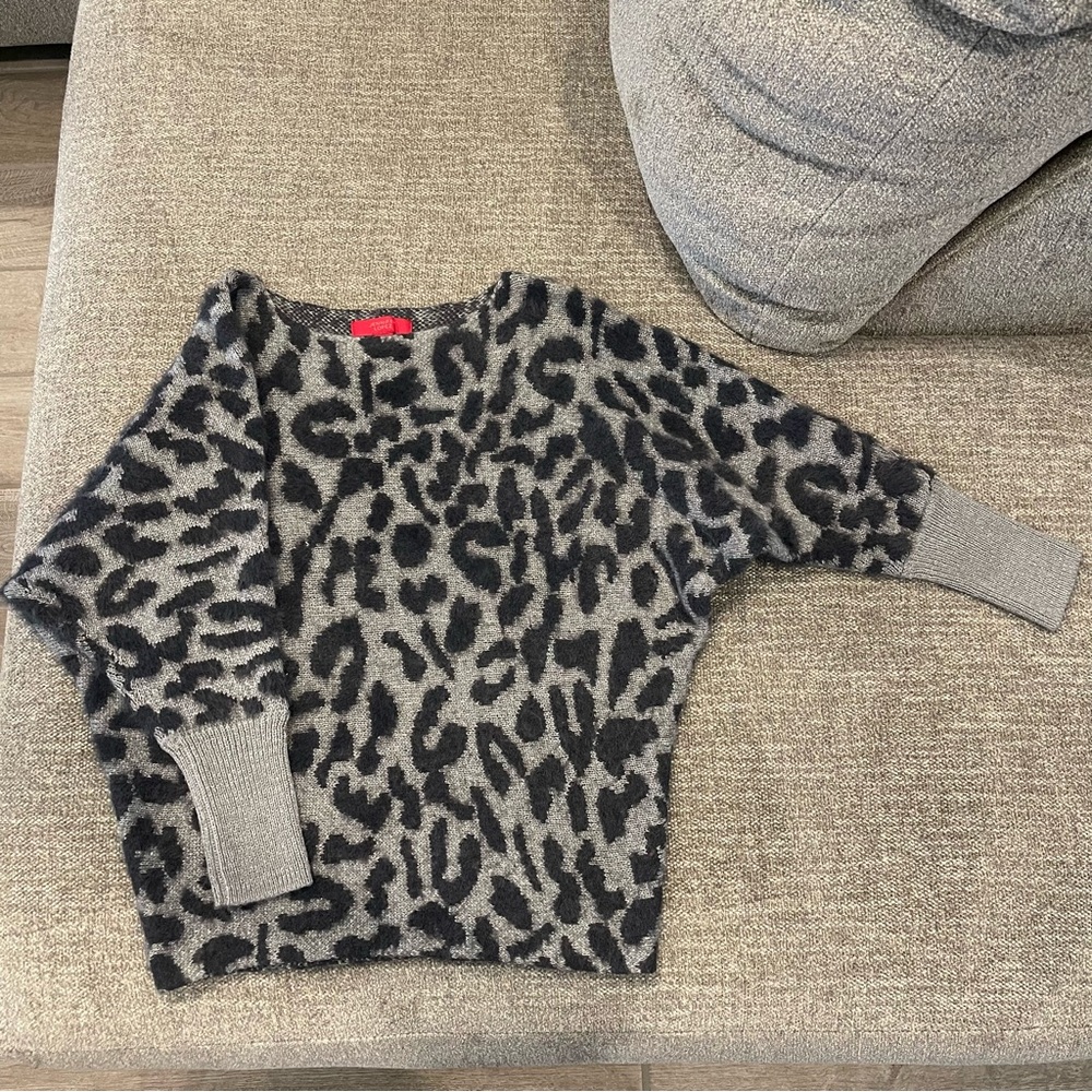 Jennifer Lopez Animal Print Dolman Sweater in Gray and Black